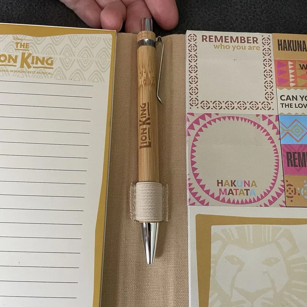 Disney's THE LION KING Broadway Musical Souvenir Folding Notepad Notebook W/ Pen